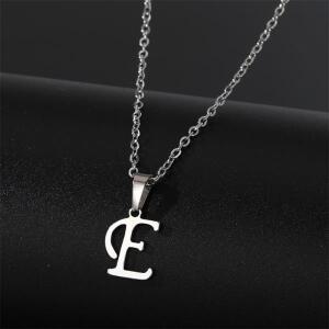여성을 우아한 이니셜 목걸이 실버 컬러 미니멀리스트 스테인레스 스틸 Femme 웨딩 쥬얼리 선물