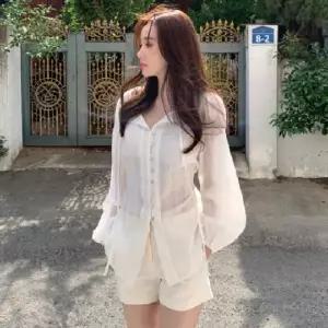 ( )블리일리 오버핏 브이넥 여리여리 레이스 허리 리본 화이트 블라우스 여름 봄 여행 데이트룩 나들이룩