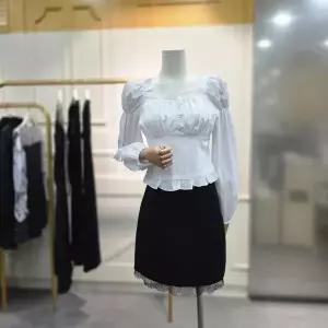 [에고이스트]스퀘어넥 러플 볼륨 긴팔 블라우스 ES2OBL52IV_CA