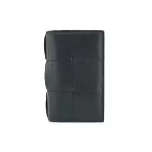 보테가베네타 인트레치아토 플랩 카드지갑 가죽 블랙 748053 VBWD2 8803