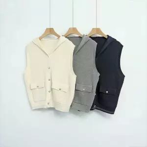 나나 봄 레이온혼합 후드 캐주얼 간절기 포켓 베스트 니트조끼 미시 모임 40대 여자