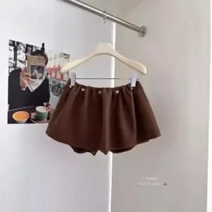 세군다 치마 가을 여친 모직 A라인 슬림핏 정장 볼륨 동남아 DOS3