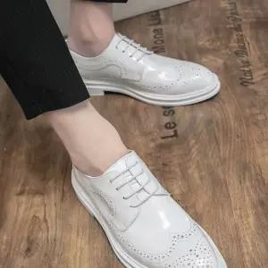 남성 소가죽 연주 화이트 남자 구두 백구두 슈즈 트로트