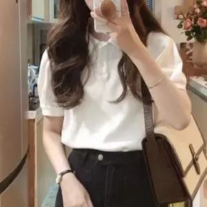 홀터넥나시 여자 깔끔한 디자인 부드러운 화이트 면 카라 반팔