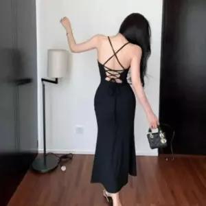 [옷은날개] 여성 여름 슬림 스트랩 트임 롱 나시 원피스 데일리룩