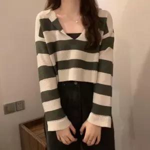 여친 니트 봄가을 롱루즈핏티 긴팔티 크롭 루즈핏 스트라이프 브이넥 독보적인예쁨 숏탑 하이웨스트 핫걸