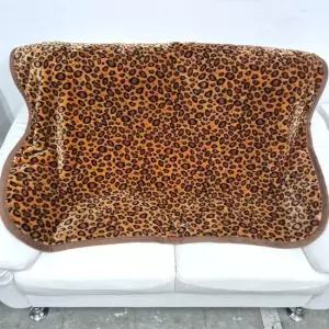 겨울담요 호피 레오파드 무릎담요 130x100cm 두꺼운 겨울 담요 러그