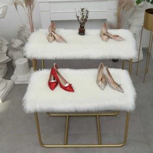 화이트 퍼 러그 쇼윈도 화장대 매트 테이블 의류 진열대 인테리어 털장식 매장