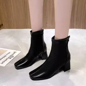 모던한 힐 슈즈 사선 여성용 신발 하이힐 클래식한