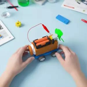 전동 풍력 자동차 만들기 폐품 재활용 미니카 작용반작용 고속모터 과학키트 (1인용 2세트)