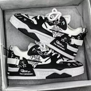 270 280 285 290 295 300 빅사이즈 운동화  남성 스포츠 및 캐주얼 보드화 트렌디한 신발 패셔너블한 스트