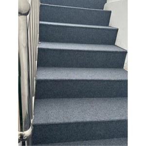 계단 레드카페트 접착식 방음 방지 자체 입구 방수 복층카펫 카펫