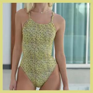 예쁜수영복 여자 강습 호텔 수영장 레몬 트위드 펄샤인 수영복 여자 원피스 모노키니 유니크 스파