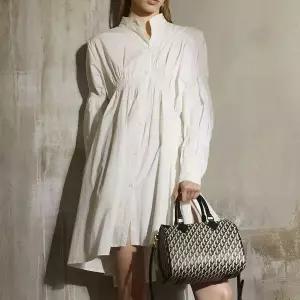 보스티노백 미듐 고티카 블랙/최초가 318,000