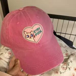 하트핑크캣 모자 야구모자 y2k 비비드 볼캡 커플 무지 남녀 공용 레터링 키치한 자수