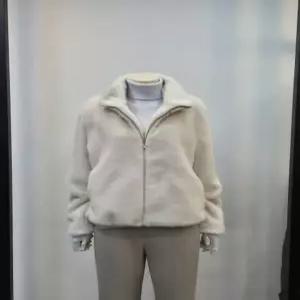 쉬즈미스 인조 밍크 퍼 집업 자켓 P442020