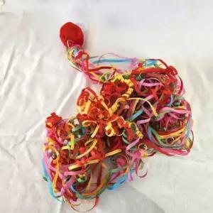 오색 종이 폭죽 전통놀이 오색 전통 졸이 종이 축하