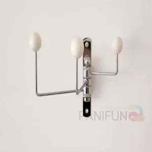 회전 옷걸이 3구 화이트 현관옷걸이 책가방걸이 벽옷걸이 벽고정행거 고정식행거