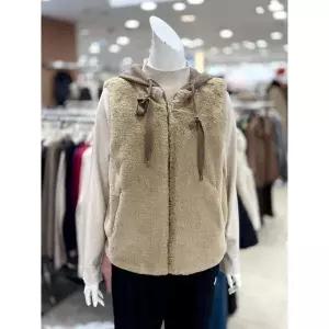 [하프클럽/트리아나]소고 세이브존01 니트 후드 페이크 퍼 베스트 AH4VA02