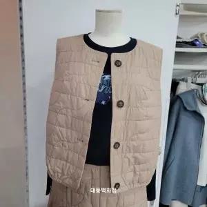 [하프클럽/올리비아하슬러]올리비아하슬러 DP01 전체자수퀼팅 베스트 OHEWVT302