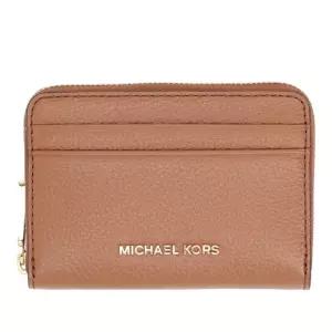 골드 로고 페블 가죽 집어라운드 지갑 32T4GJ6Z5L 230LUGGAGE