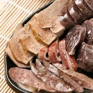 돼지 모듬 내장수육500g+돼지머리고기1.2kg이상 반마리(수육용 덩어...