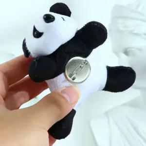 [알티피아]귀여운 팬더 캐릭터 브로치 동물 뱃지 가방 악세사리 장식품