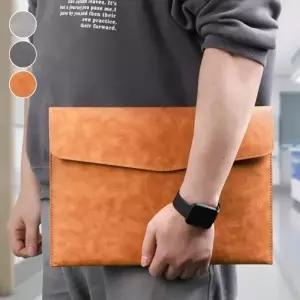 코디 오피스룩 대학생 오피스 사무용 서류가방 가죽