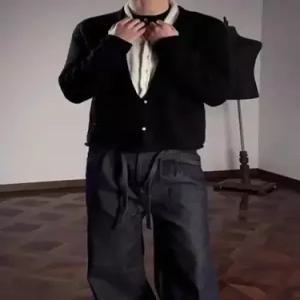 남자 블랙 니트 가을 투피스 가디건 스웨터 데일리룩 브이넥 가짜 쇼트 인기3