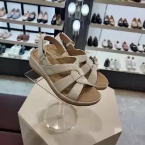 [하프클럽/엘칸토]엘칸토 HC10 여컴포트찍찍이샌들화이트 LCWW53U52610