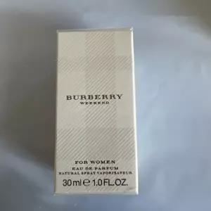 버버리 Weekend 30ml 30ml Package