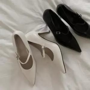 여성구두 발등 스트랩 스틸레토 하이힐 펌프스힐 구두 9cm