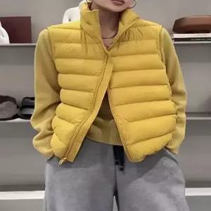 EAMT 여친 캐주얼 융털 민소매 하이넥 다운 조끼 YJ1