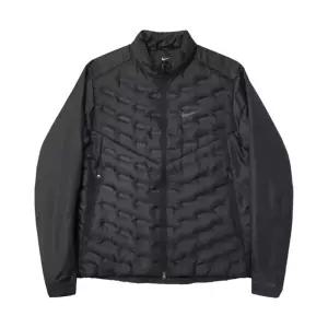 나이키 써마핏 ADV 에어로로프트 다운 러닝 자켓 블랙 FB7557-010