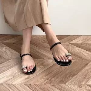 멀티 큐빅 토스트랩 플랫 샌들 여성화 6SS 멀티큐빅 토스트랩 플랫샌들 오픈토 여성샌들