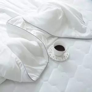 [셀링코리아]S 리빙밸류 아이싱 냉감 여름 이불 SS사이즈 1장 침구 모던함 세련된 부드러운 시원한