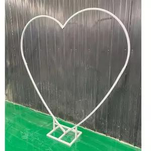 웨딩 아치 하트 포토존 스틸 장식품 정원 소품 결혼식 행사 펜션