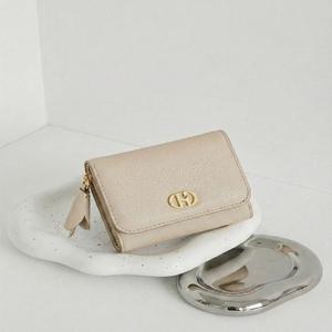 [AK플라자] [헤지스] 베이지 H장식 소가죽 지퍼 반지갑/HIWA6E661I2