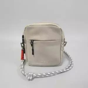 모이플 로프 스트랩 미니 크로스백 여행용