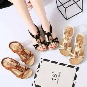 슬림한 디자인 여성 스트랩샌들 빅사이즈 캐주얼샌 VaQ7+8rWc