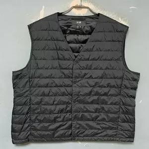 유니클로 남자 경량 패딩조끼 새상품 그레이 XL 105