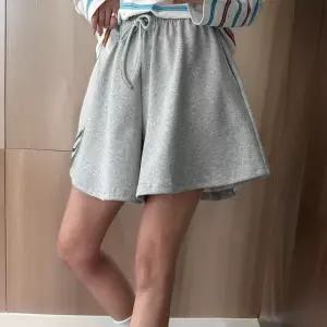 [신상오픈런]플레어 통큰반바지 허리끈 쇼츠 여성츄리링 (31804351)