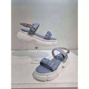 [하프클럽/에스콰이아]MARIO여성 세미캐주얼 샌들 굽5센치 YAEMSD808