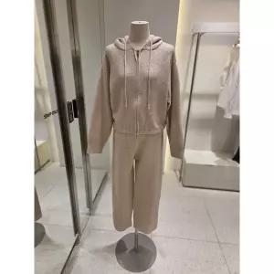 [SOUP](하남점) 니트 후드 집업 & 니트 와이드 팬츠 세트(SBBTX30)