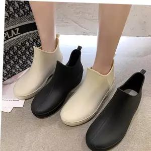 첼시레인부츠 심플 레인부츠 키높이 여성 장화 편한 앞코 방수신발