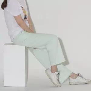 비욘드라이프 젠카도 핀턱 일자 트레이닝팬츠 220406