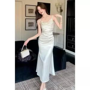 여성 원피스 민소매 나시 코디 펀칭 롱스커트 새틴 하이웨스트 스포M1