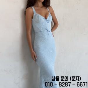 Ccstomized 꽉 끼는 A 라인 댄스 파티 드레스 바닥 길이 V 넥 민소매 이브닝 패션 Draped Bow Lace Up