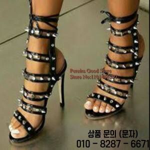 투명 PVC 스트랩 리벳 샌들 패치워크 레이스업 블랙 가죽 발목 오픈토 여성 글래디에이터 슈즈 커버 힐