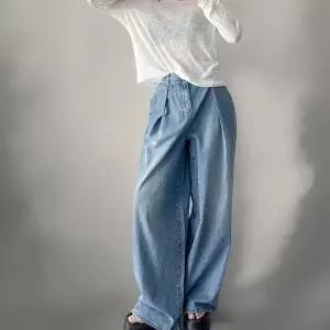 [신상오픈런]여성 핀턱 루즈핏 와이드 청바지 키 큰 사이즈 워싱 연청색 (38170031)